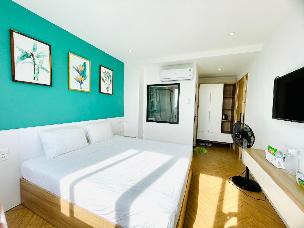 The Track Homestay - Near Bai Dai Beach Cam Lam ภายนอก รูปภาพ